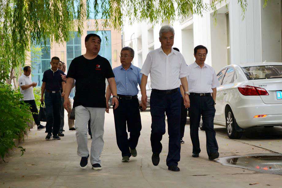 1563517132106033.jpg 篩網(wǎng),礦篩網(wǎng),砂石篩網(wǎng),脫水篩網(wǎng)