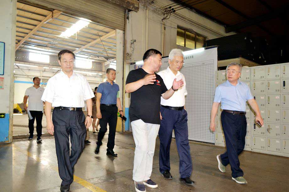 1563517133420661.jpg 篩網(wǎng),礦篩網(wǎng),砂石篩網(wǎng),脫水篩網(wǎng)